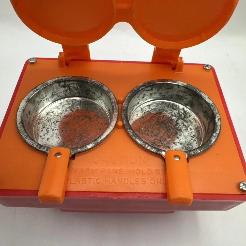 Vintage Warm Bake Oven by Kenner 1973 General Mills with Original‎ Box